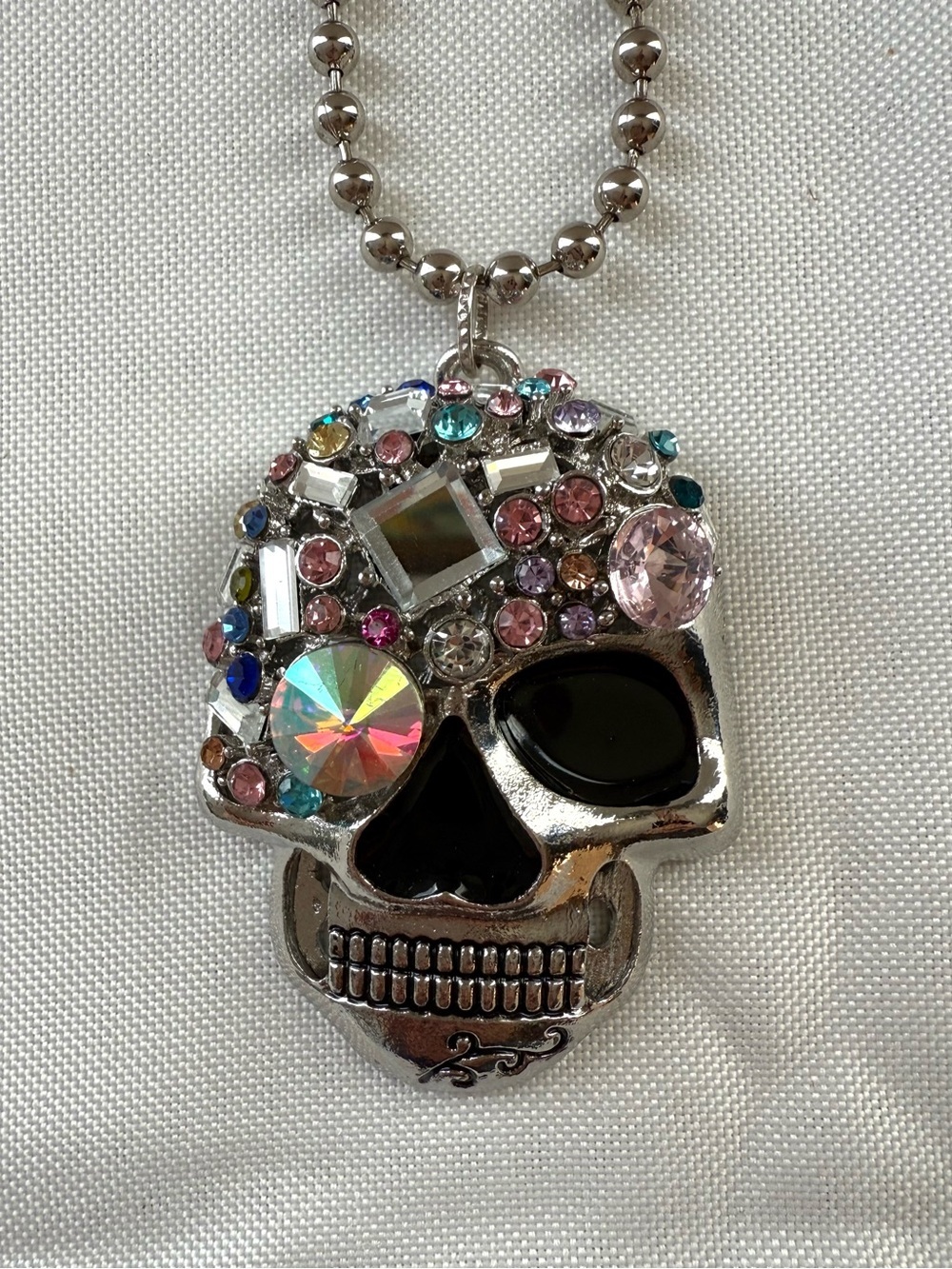 Silver Tone Crystal Skull Pendant Necklace with Multicolor Rhinestones